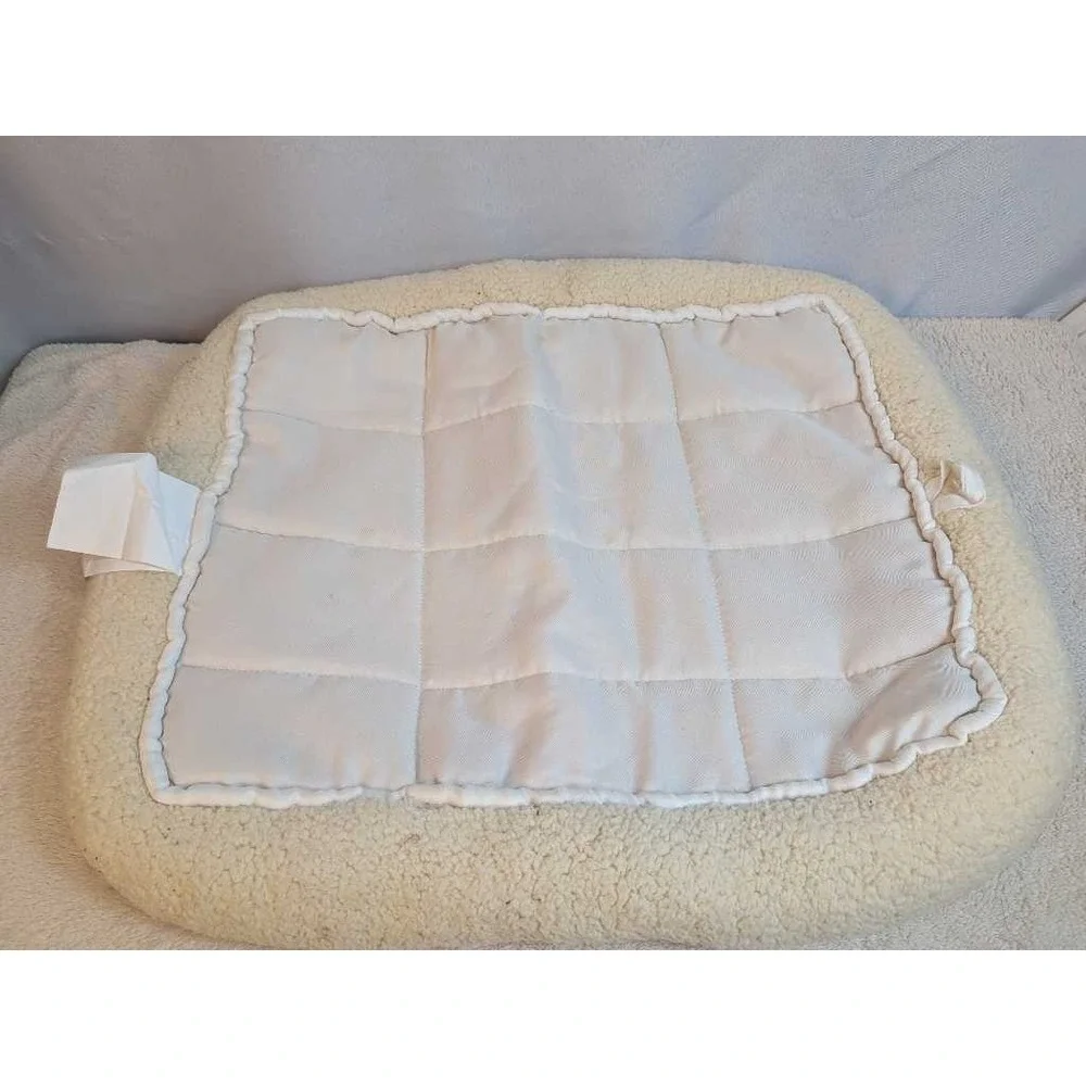 Petco Plush Dog Cat Bed Mat Pet Pad Cozy Soft Bolstered Quilted Small Medium